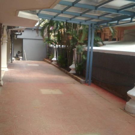 钦奈 A.R Residency酒店 外观 照片